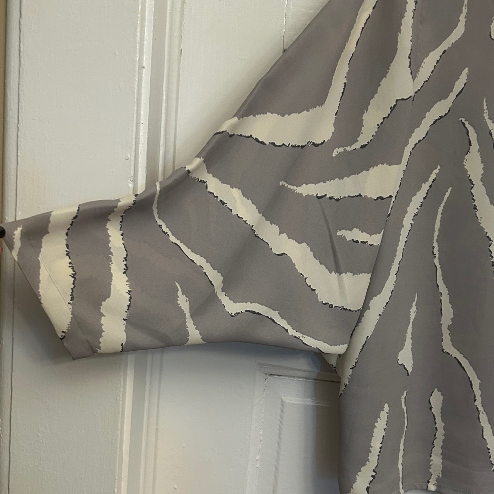 LOFT Zebra Print Blouse in Gray and Cream - Picture 3 of 4